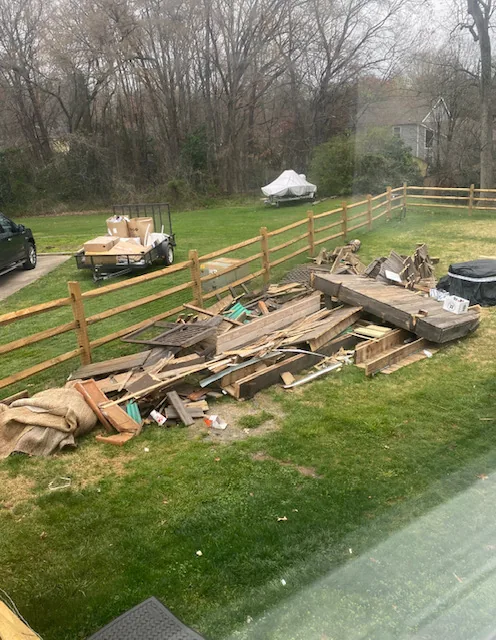 Deck demo and haul away, Huntersville